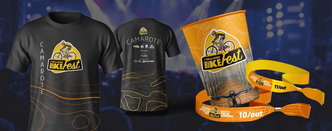 Camisa, copo e pulseira do Kit Camarote